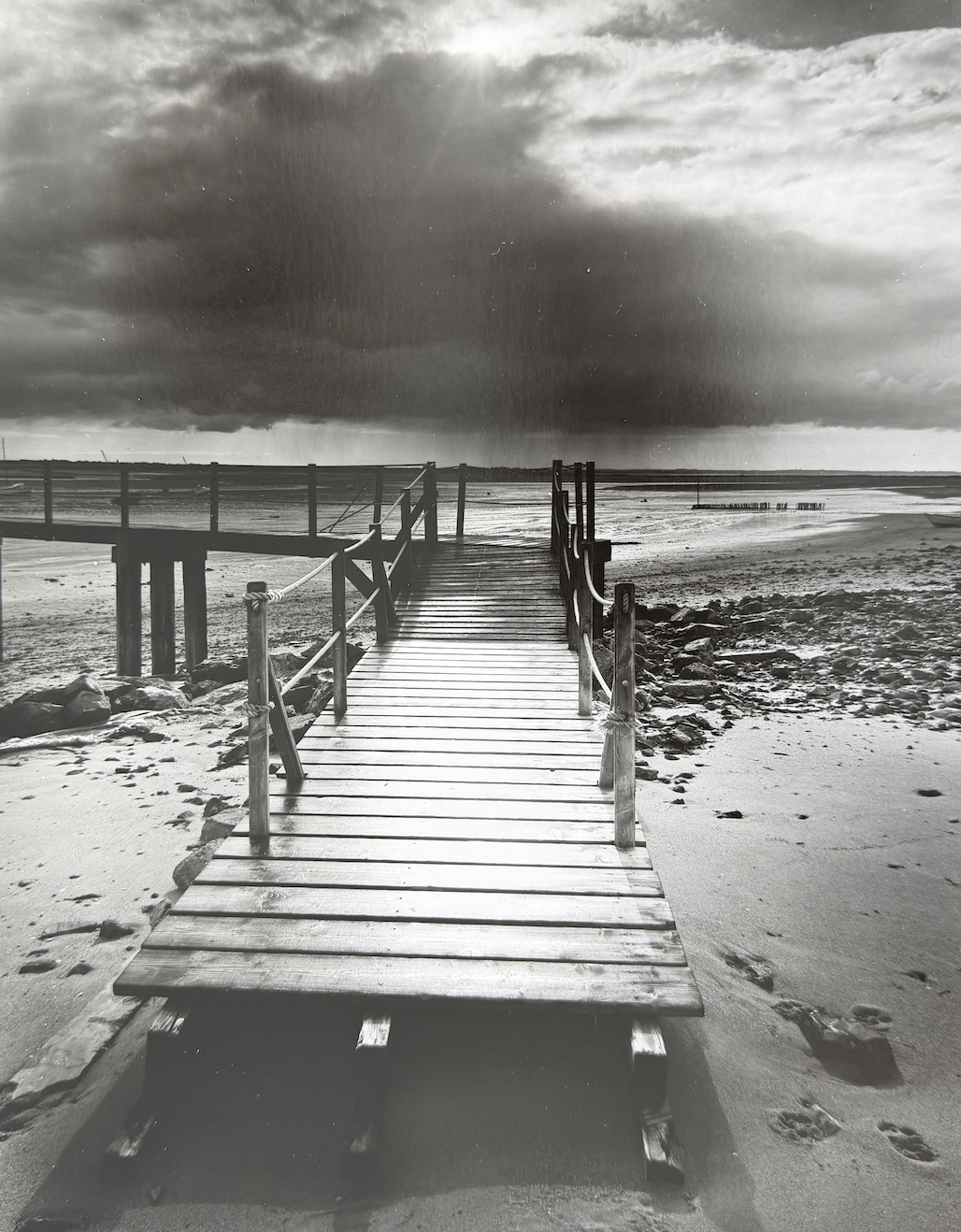 Ponton noir ©OlivierMeriel - galerie lagoelettedugoéland