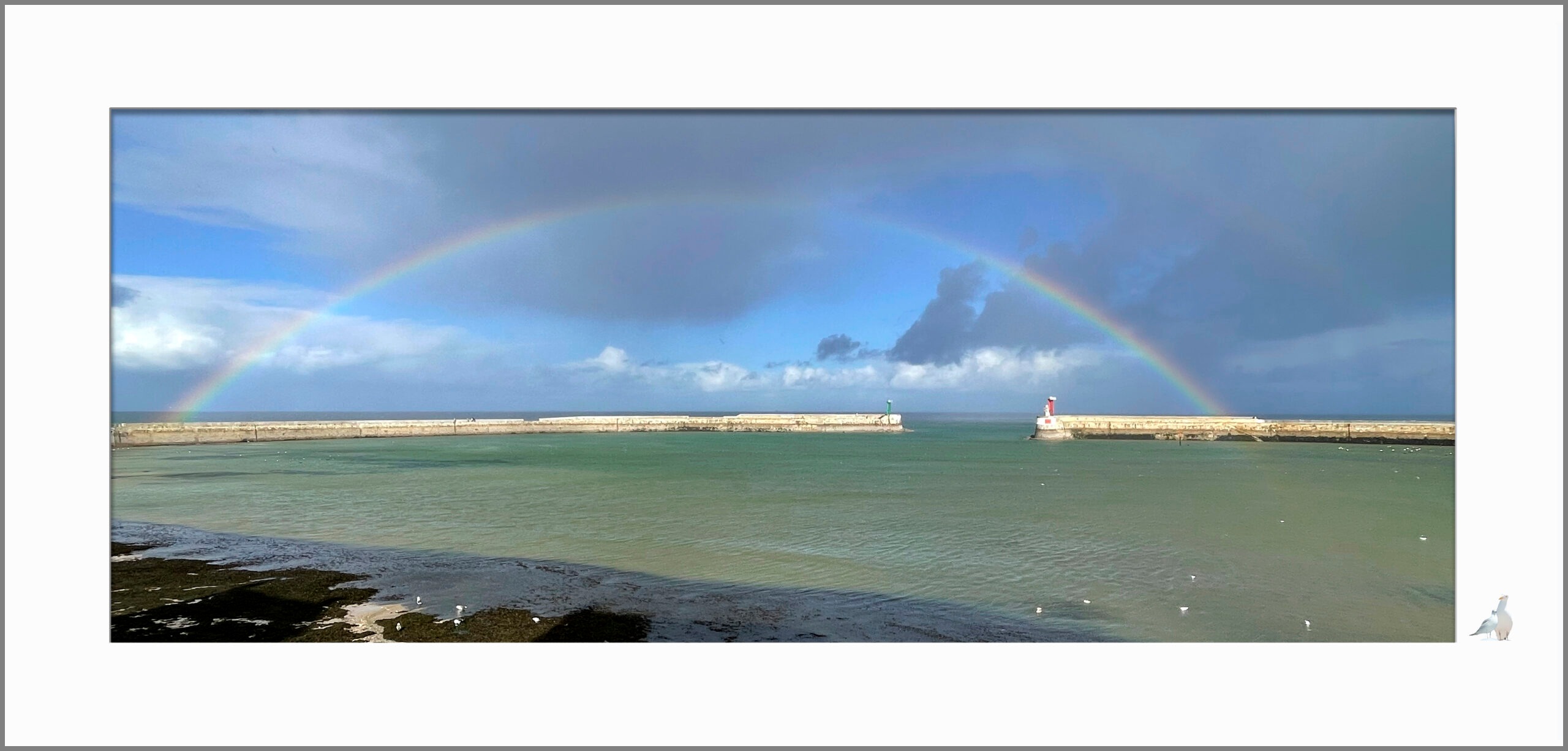 Arc-en-ciel, photographie de la série Entre-vu de Catherine Clemenceau, tirage en vente à la galerie La Goélette du Goéland