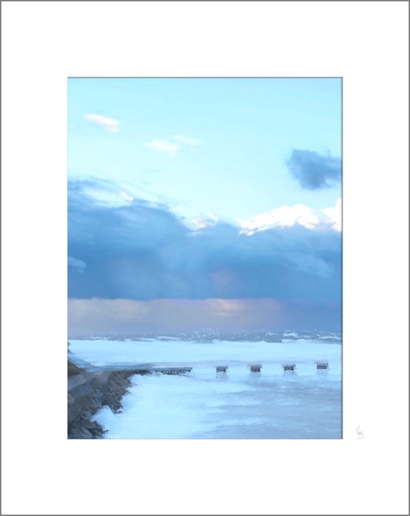 Les Piliers de la mer, photographie de la série Vibrations de Franck Dumas, tirage en vente à la galerie La Goélette du Goéland
